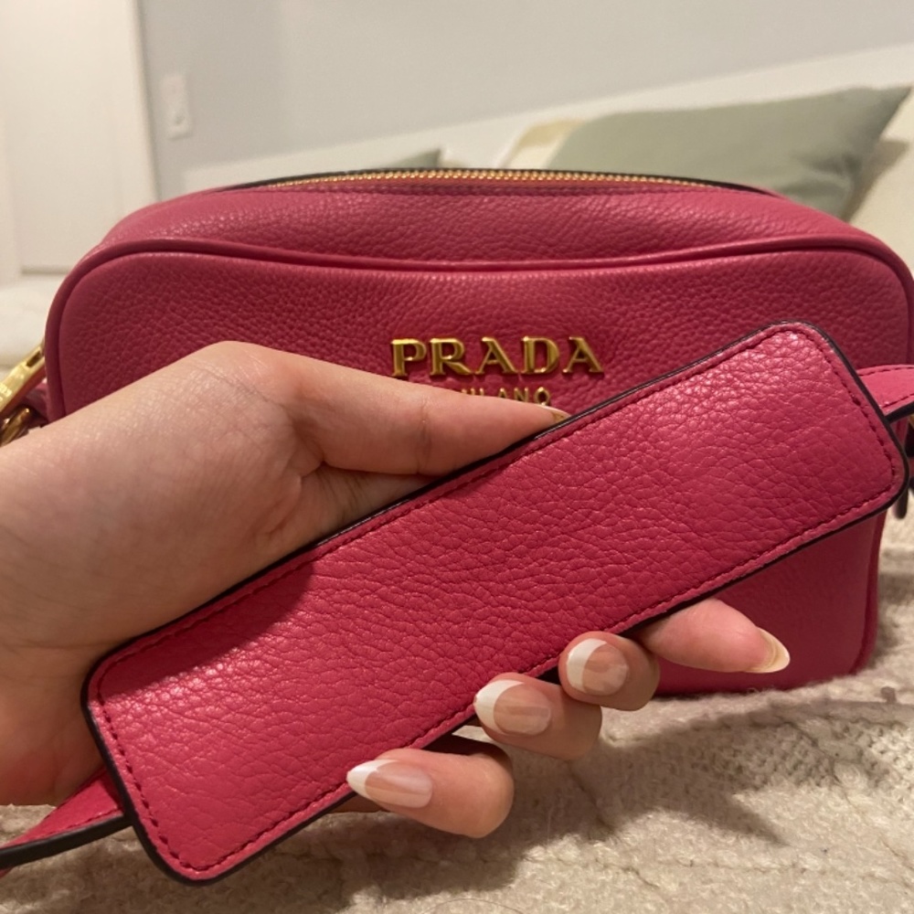 Prada Vitello Phenix Leather Peonia Pink Shoulder Camera Bag 1BH103 - Picture 13 of 15